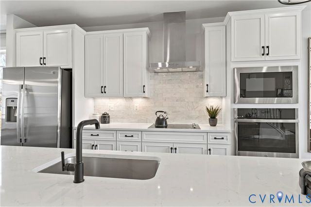 231 Brattice Dr, Midlothian, VA 23114