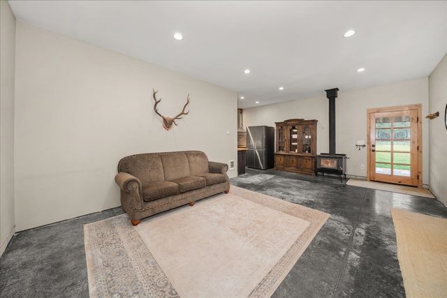 10201 W Jensen Rd, Cheney, WA 99004