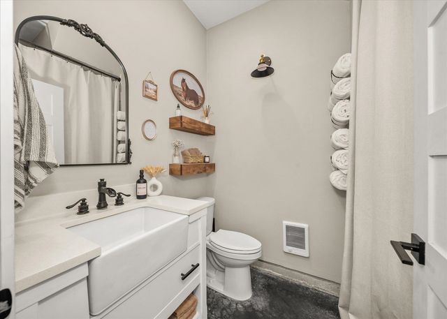 10201 W Jensen Rd, Cheney, WA 99004