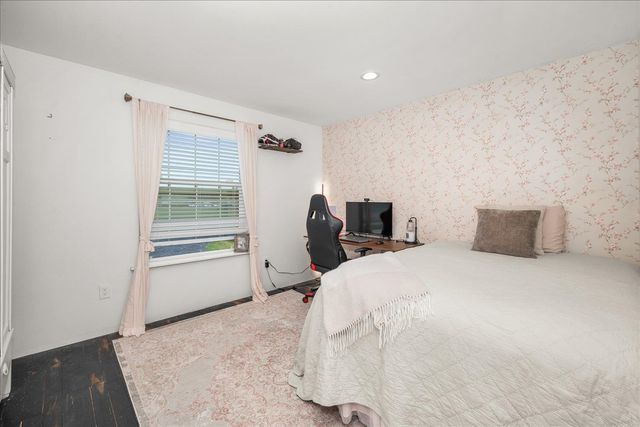 10201 W Jensen Rd, Cheney, WA 99004