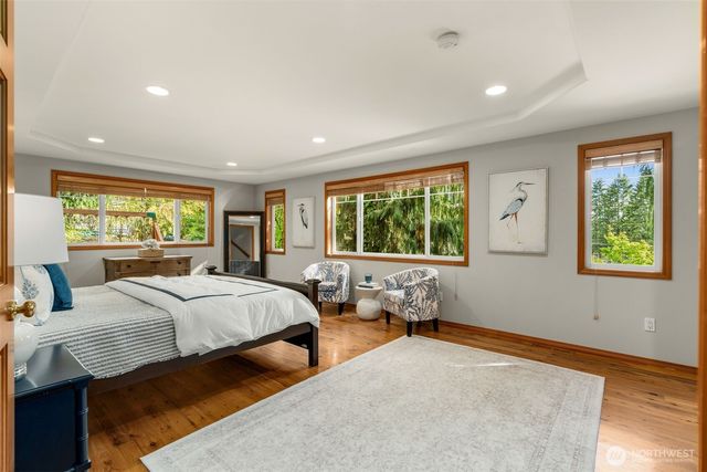 6183 NE 187th Place, Kenmore, WA 98028
