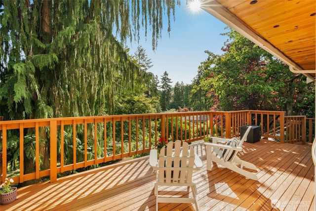 6183 NE 187th Place, Kenmore, WA 98028