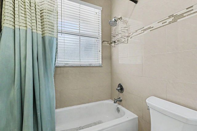 4440 NW 42nd Terrace, Coconut Creek, FL 33073