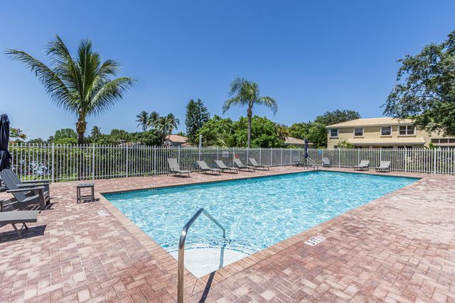 4440 NW 42nd Terrace, Coconut Creek, FL 33073