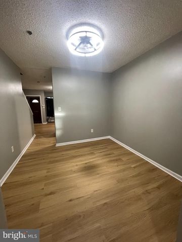 29 CARROLL ST, Trenton, NJ 08609