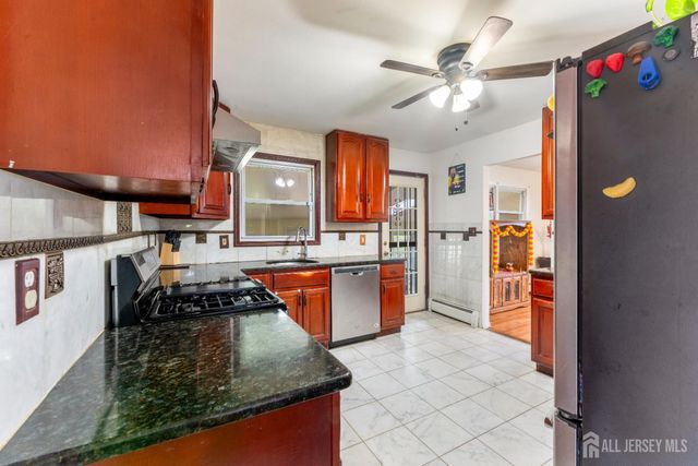 22 Foley Avenue, Edison, NJ 08820