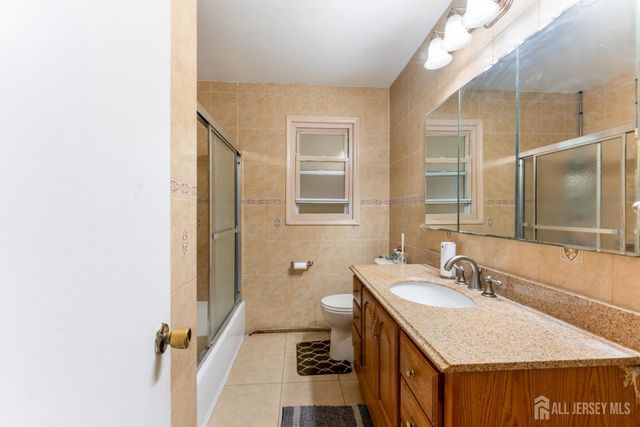 22 Foley Avenue, Edison, NJ 08820