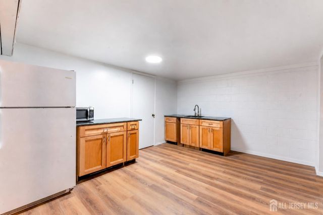 22 Foley Avenue, Edison, NJ 08820