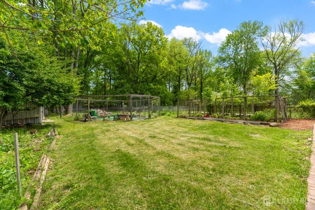 22 Foley Avenue, Edison, NJ 08820