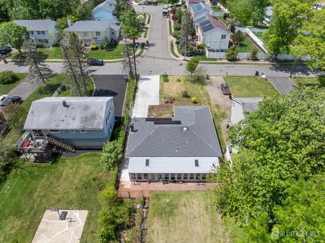22 Foley Avenue, Edison, NJ 08820