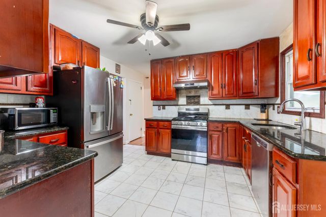 22 Foley Avenue, Edison, NJ 08820