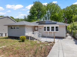 22 Foley Avenue, Edison, NJ 08820