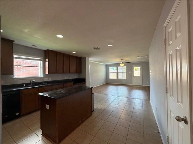 8023 Clover Leaf Drive, Richmond, TX 77469