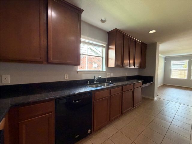8023 Clover Leaf Drive, Richmond, TX 77469
