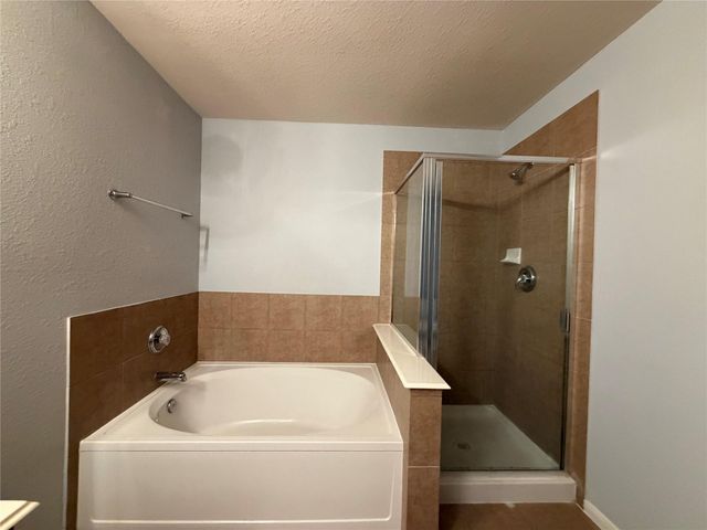 8023 Clover Leaf Drive, Richmond, TX 77469