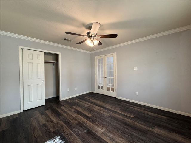 8023 Clover Leaf Drive, Richmond, TX 77469
