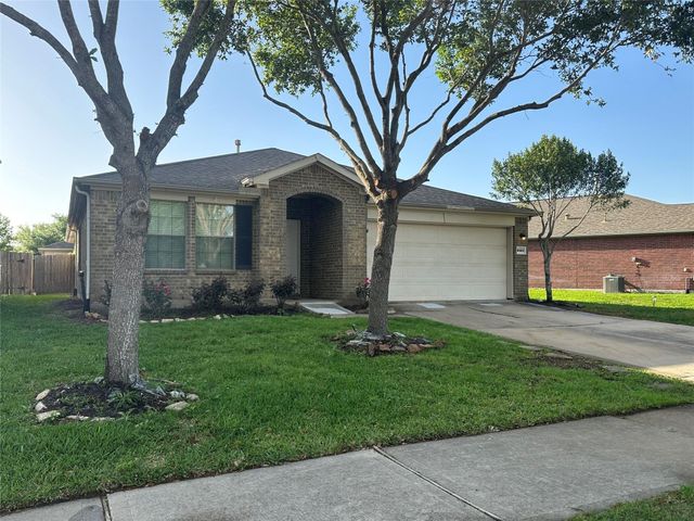 8023 Clover Leaf Drive, Richmond, TX 77469