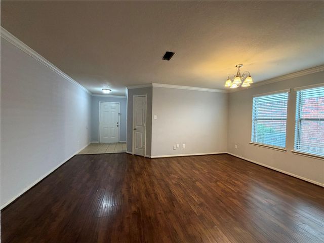 8023 Clover Leaf Drive, Richmond, TX 77469