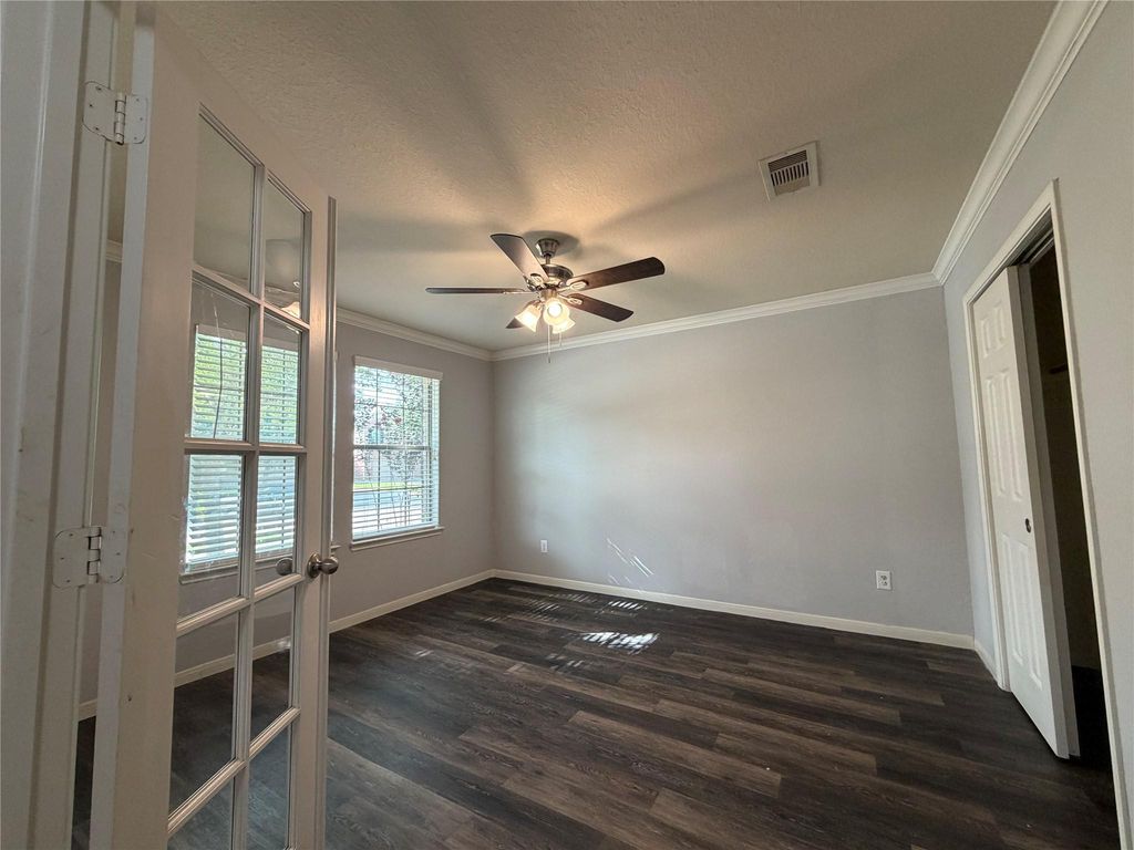 8023 Clover Leaf Drive, Richmond, TX 77469