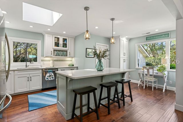 4 Quincy Ln, Hilton Head Island, SC 29928