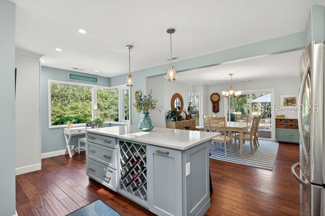 4 Quincy Ln, Hilton Head Island, SC 29928