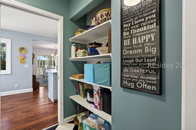 4 Quincy Ln, Hilton Head Island, SC 29928