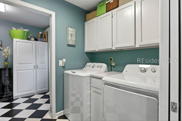 4 Quincy Ln, Hilton Head Island, SC 29928