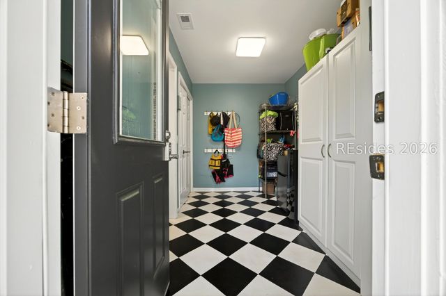 4 Quincy Ln, Hilton Head Island, SC 29928