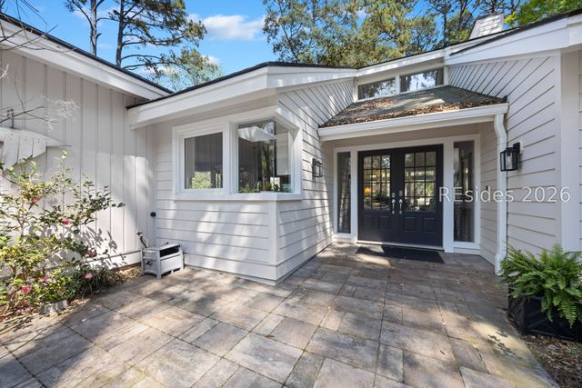 4 Quincy Ln, Hilton Head Island, SC 29928