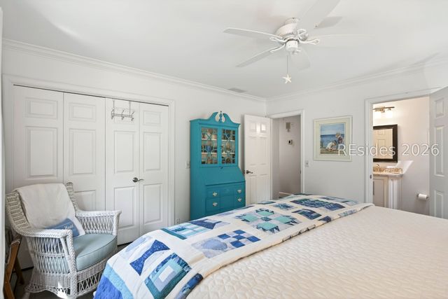 4 Quincy Ln, Hilton Head Island, SC 29928