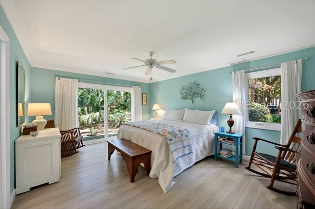 4 Quincy Ln, Hilton Head Island, SC 29928