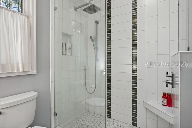 4 Quincy Ln, Hilton Head Island, SC 29928