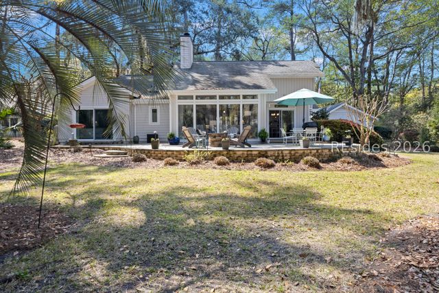 4 Quincy Ln, Hilton Head Island, SC 29928