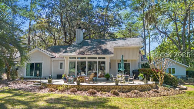 4 Quincy Ln, Hilton Head Island, SC 29928