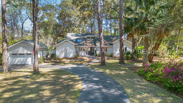 4 Quincy Ln, Hilton Head Island, SC 29928