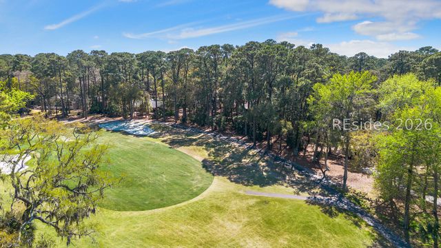 4 Quincy Ln, Hilton Head Island, SC 29928