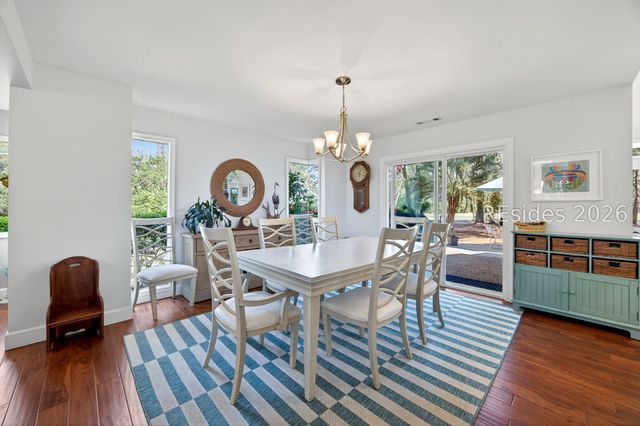 4 Quincy Ln, Hilton Head Island, SC 29928