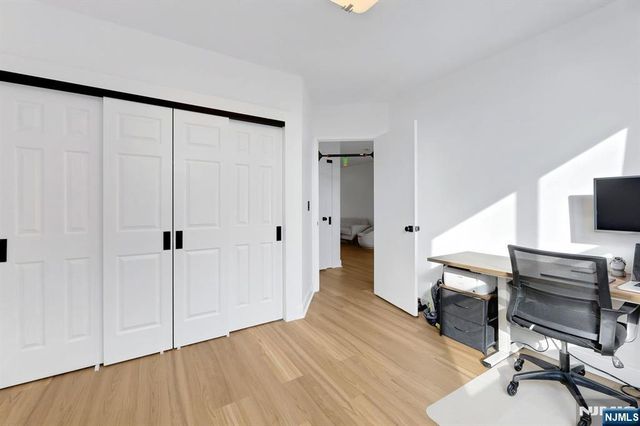 111 Mulberry 3T, Newark, NJ 07102