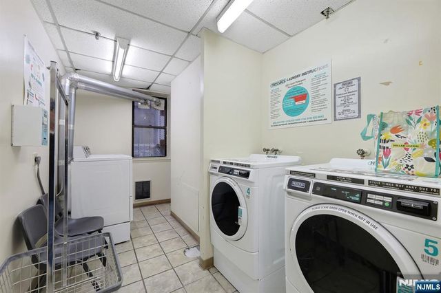 111 Mulberry 3T, Newark, NJ 07102