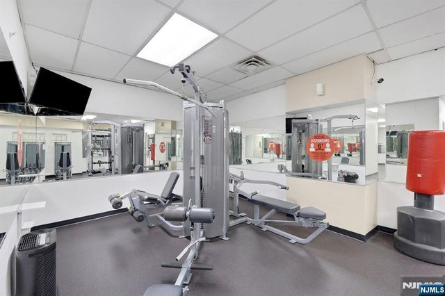 111 Mulberry 3T, Newark, NJ 07102