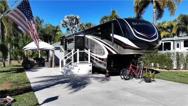 5780 Pathwood CT, Fort Myers, FL 33905