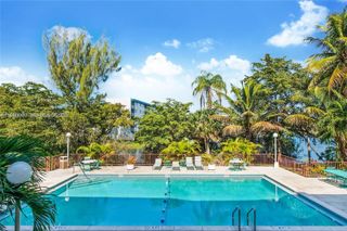 8775 Park Blvd 112, Miami, FL 33172