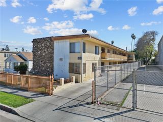 1036 W 95th, Los Angeles, CA 90044