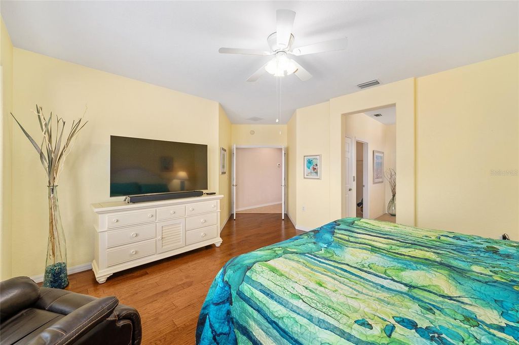 Image 26 of property listing at 12507 SE 90TH TERRACE, Summerfield, FL 34491