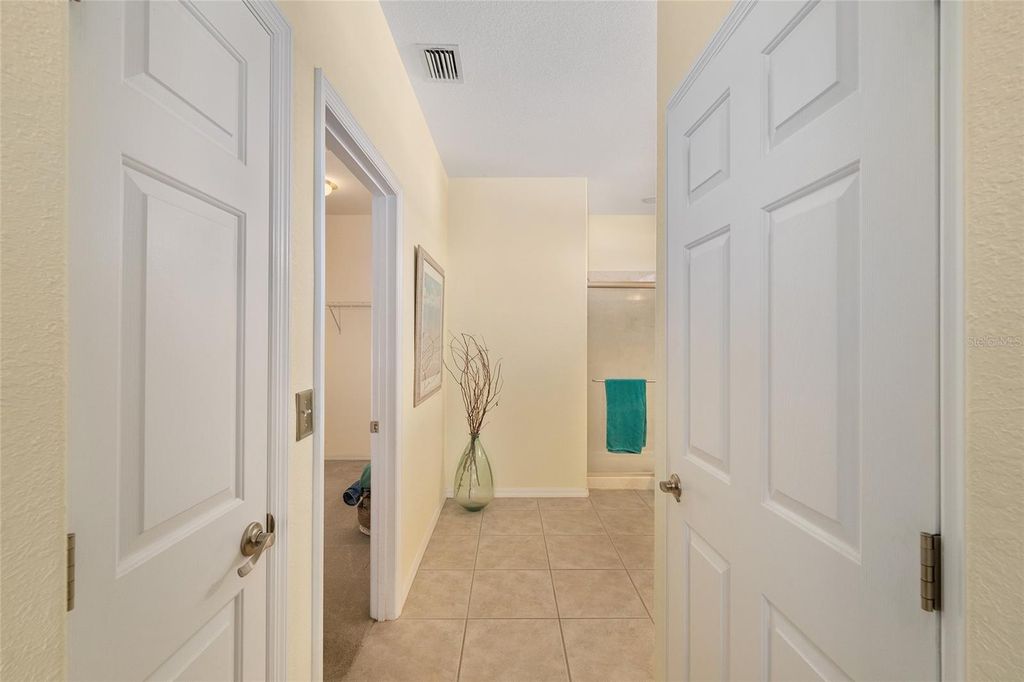 Image 27 of property listing at 12507 SE 90TH TERRACE, Summerfield, FL 34491