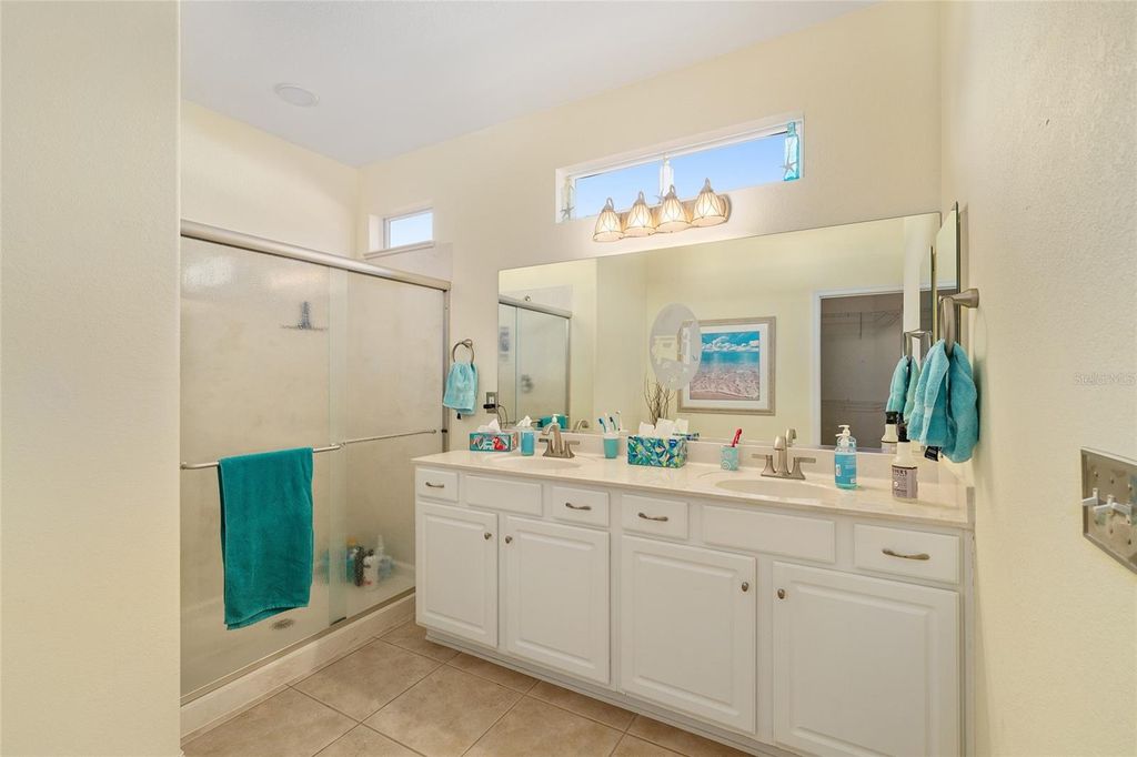 Image 28 of property listing at 12507 SE 90TH TERRACE, Summerfield, FL 34491