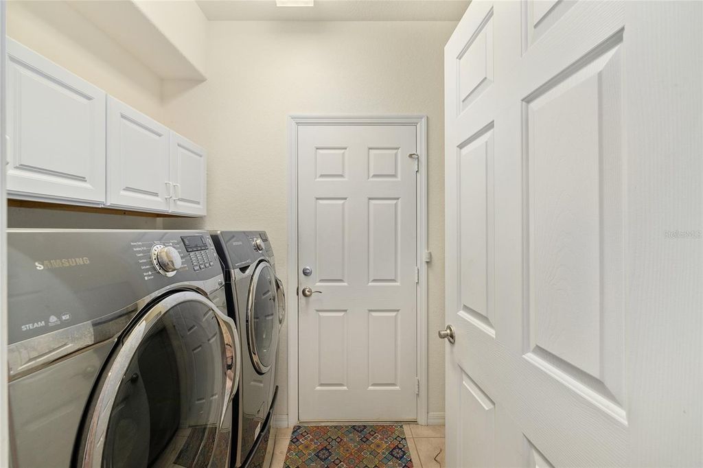 Image 35 of property listing at 12507 SE 90TH TERRACE, Summerfield, FL 34491