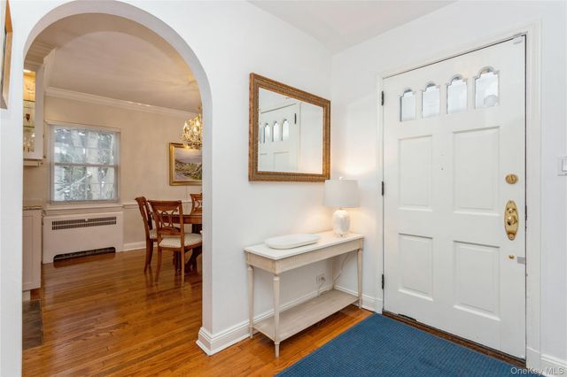 9 Holland Place, Hartsdale, NY 10530