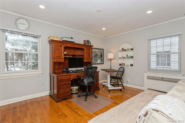 9 Holland Place, Hartsdale, NY 10530