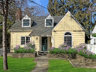 9 Holland Place, Hartsdale, NY 10530